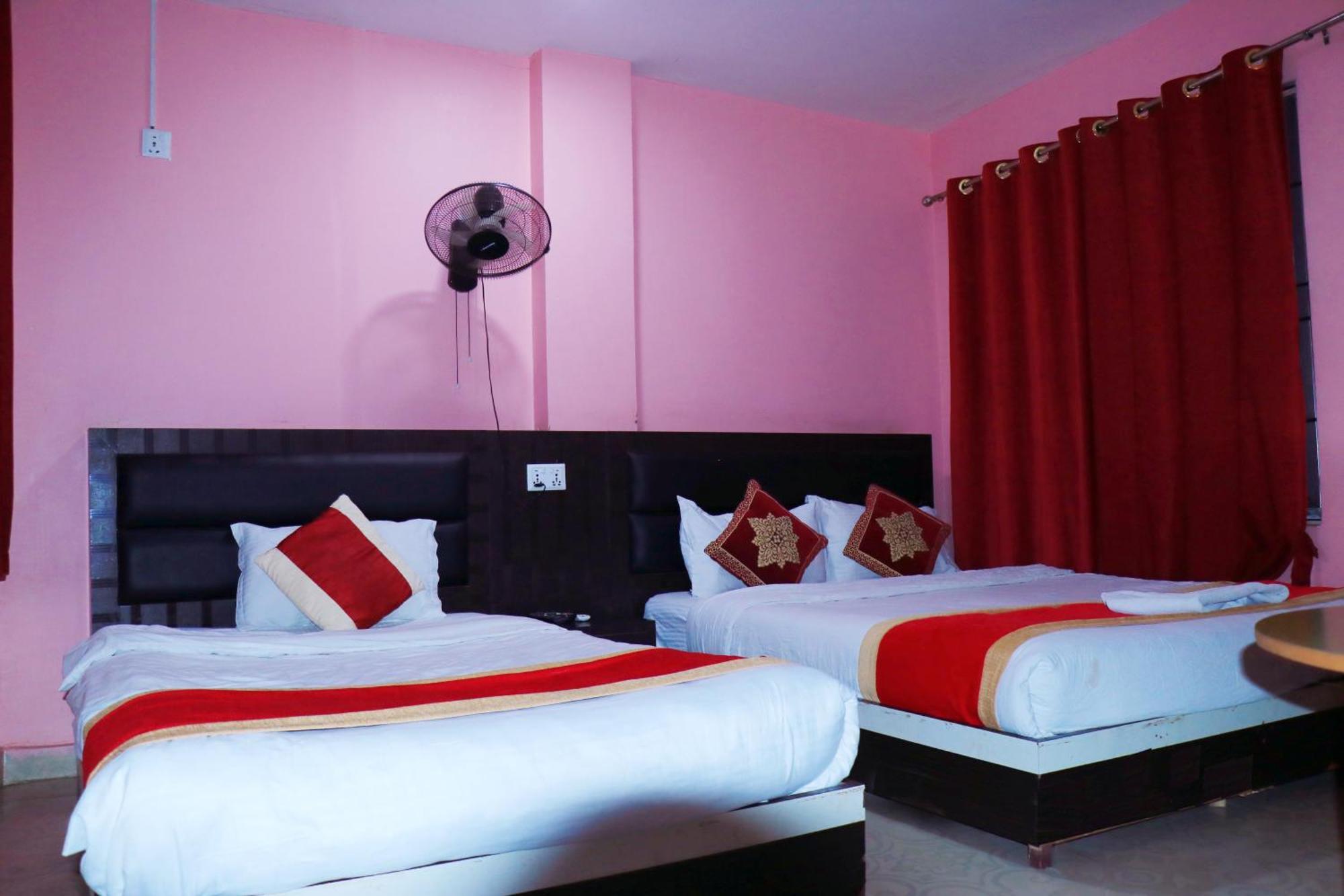 Hotel Megha Heritage Surkhet Ngoại thất bức ảnh