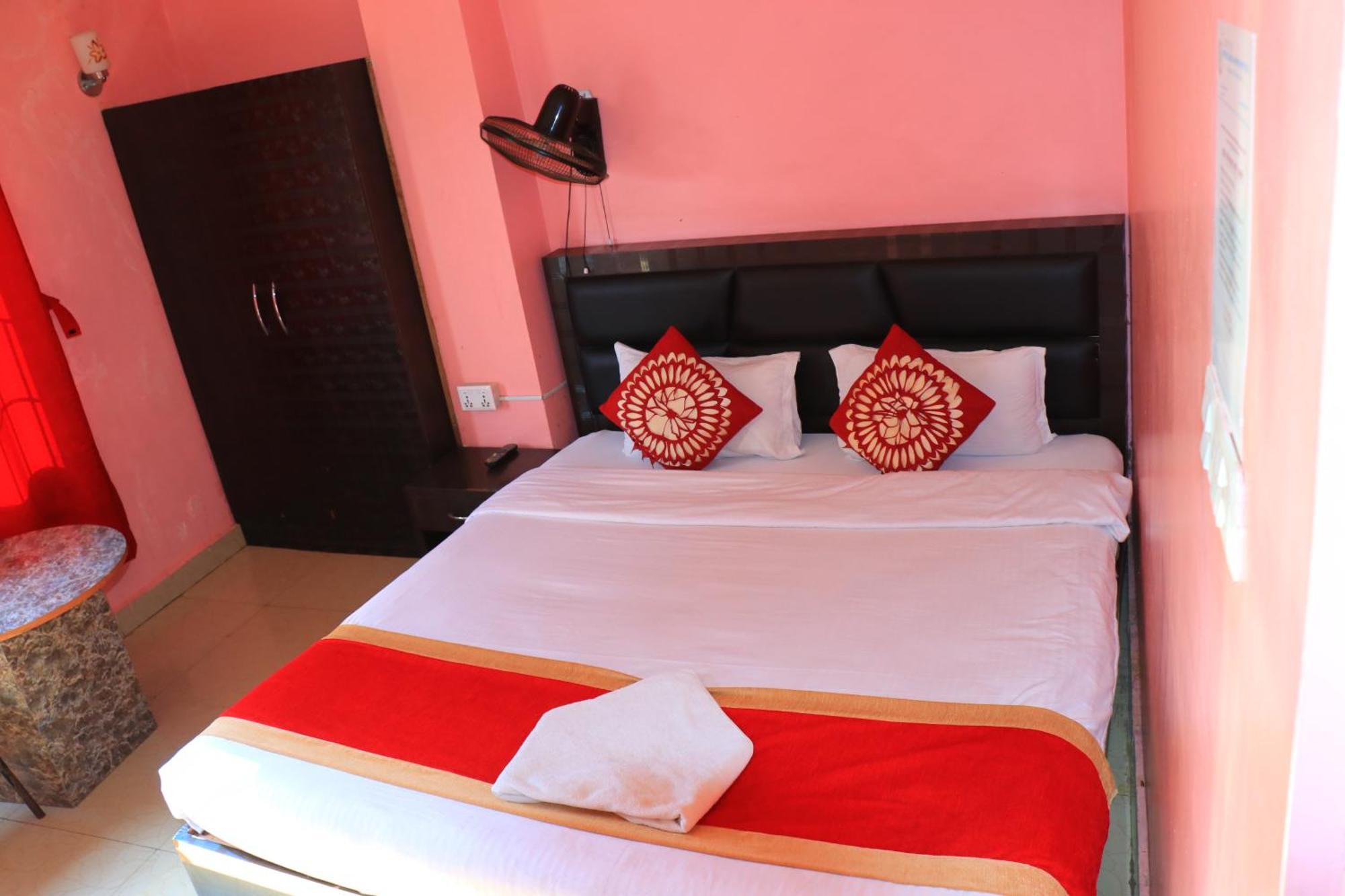 Hotel Megha Heritage Surkhet Ngoại thất bức ảnh