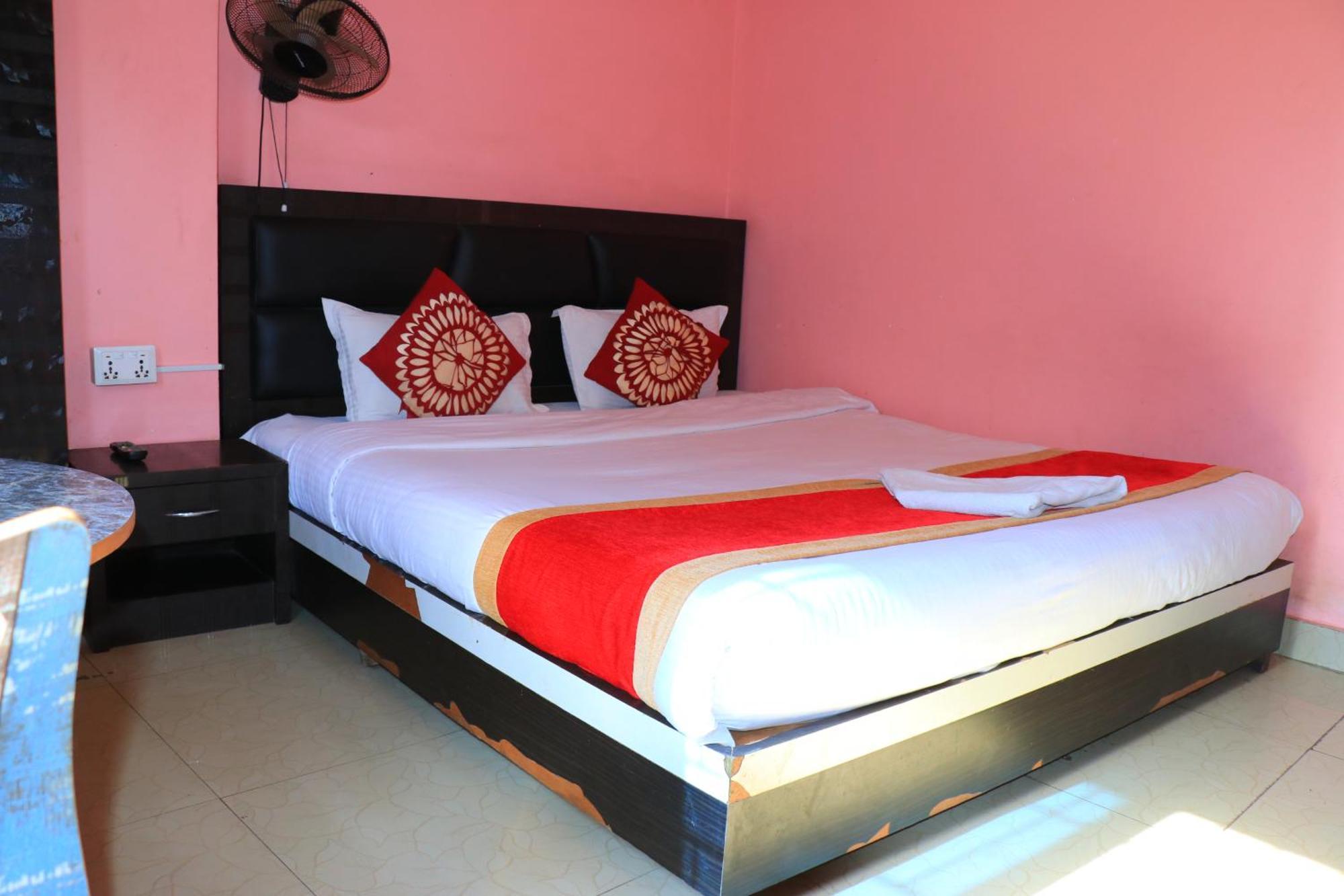 Hotel Megha Heritage Surkhet Ngoại thất bức ảnh